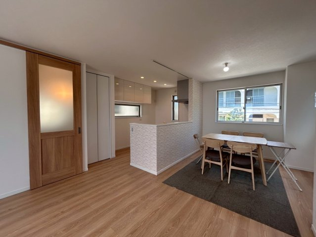 2000万円台で叶う理想の家の居間・リビング