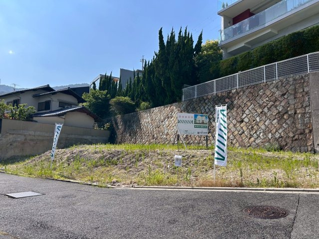 ヴィレッタの杜　苦楽園二番町Ｈ　1号地の前面道路含む現地写真