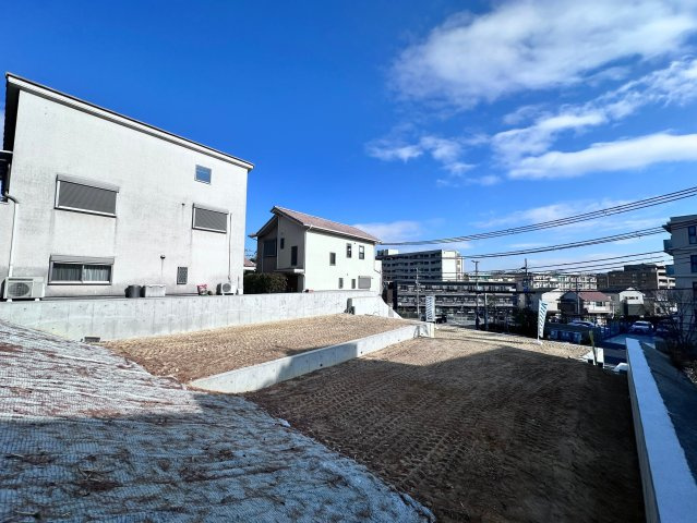 ヴィレッタの杜 北名次町Ｅの前面道路含む現地写真