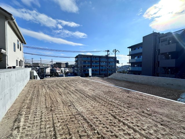 ヴィレッタの杜　北名次町Ｅの前面道路含む現地写真