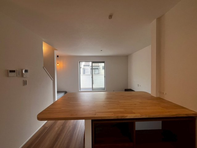 ヴィレッタの杜 小松南町１丁目Ｂの居間・リビング