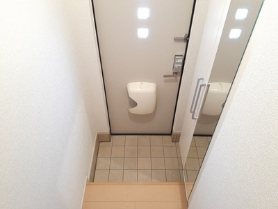 【玄関】 | ノイモダン