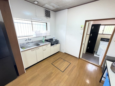【キッチン】 | 泉大津市松之浜町1丁目 中古戸建