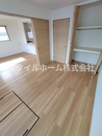 ファミリアーレ金屋の内装