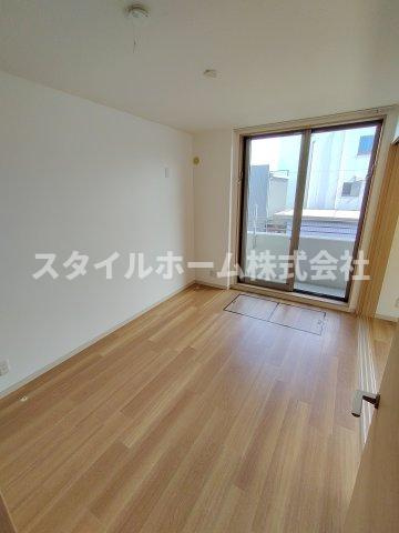 ファミリアーレ金屋の玄関