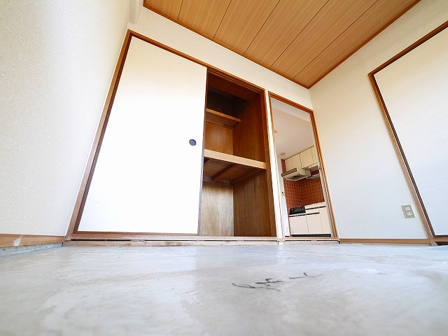 グランドライフ秋篠の収納