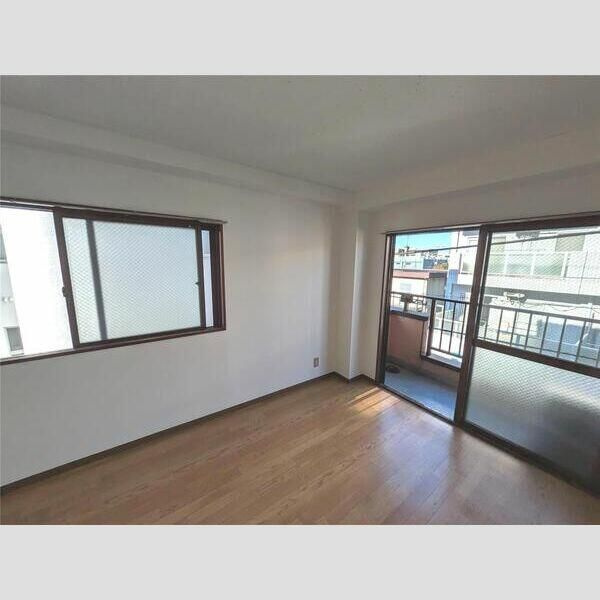 コートエクセルの居間・リビング