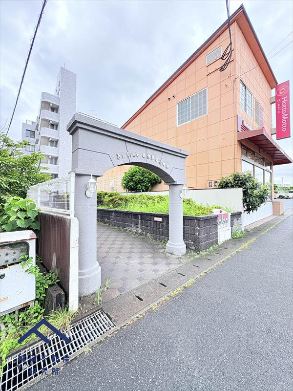アルフィーネ大野城のエントランス