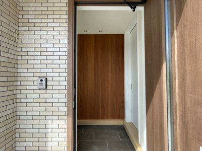 【玄関】 | セレニティプレイス2号地 | 玄関です