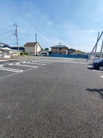 プラティークＣの駐車場