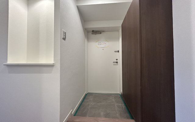 ダイアパレス清水ヶ丘スウィートガーデンの玄関|スッキリとしたスタイリッシュな雰囲気の使いやすそうな玄関です♪玄関横のシューズボックスも嬉しい設備です♪