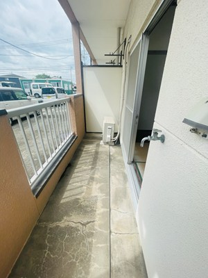 にしむらアパート鶴田のバルコニー