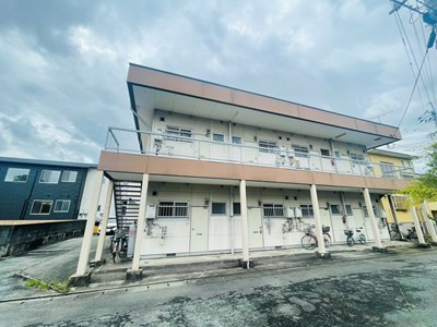 にしむらアパート鶴田の外観