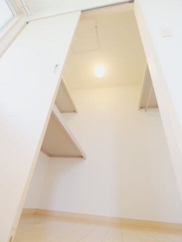 カーサS　壱番館の収納