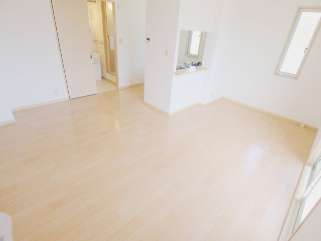 カーサS　壱番館の居間・リビング