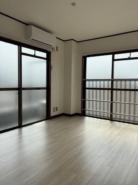 アーバン浦安の居間・リビング