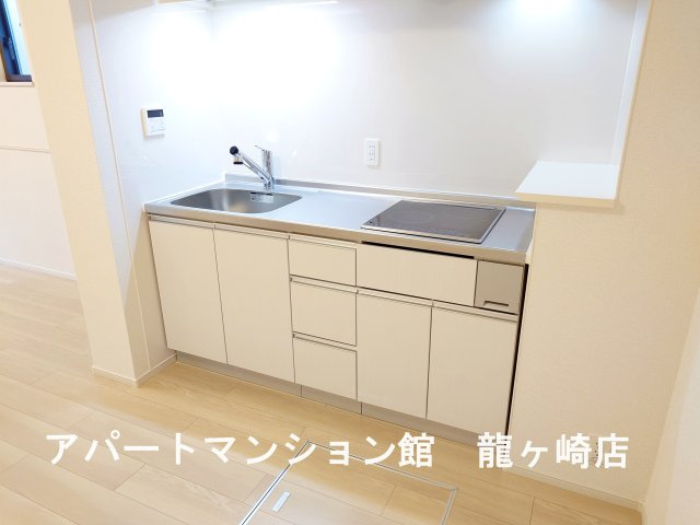 アイランドヒルズ右籾　Ⅲのキッチン|その他