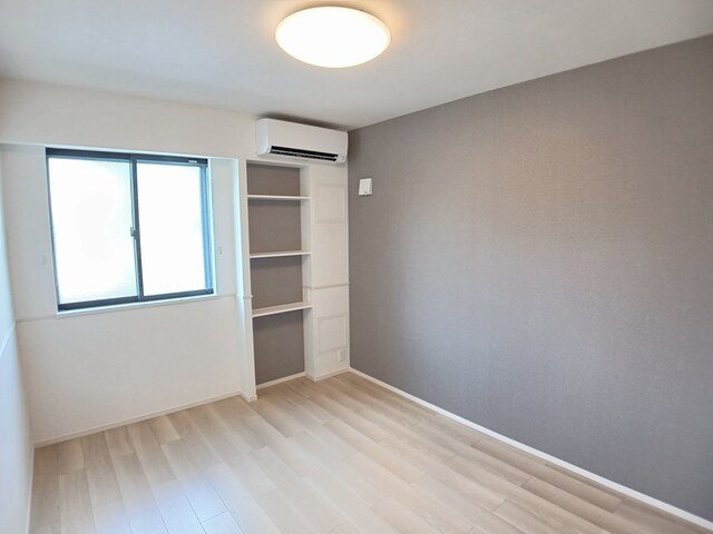 アイランドヒルズ右籾　Ⅱの寝室