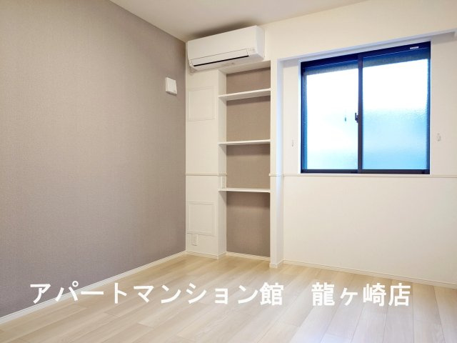 アイランドヒルズ右籾　Ⅱの寝室