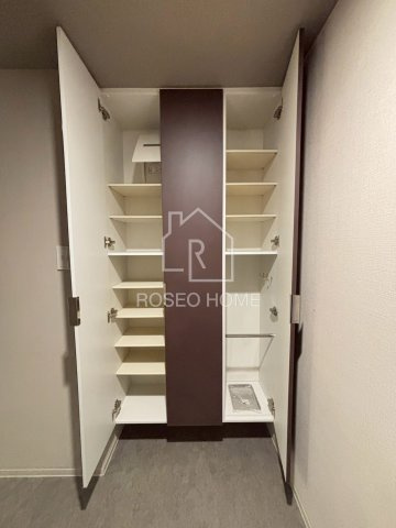 Dimora靭公園の収納