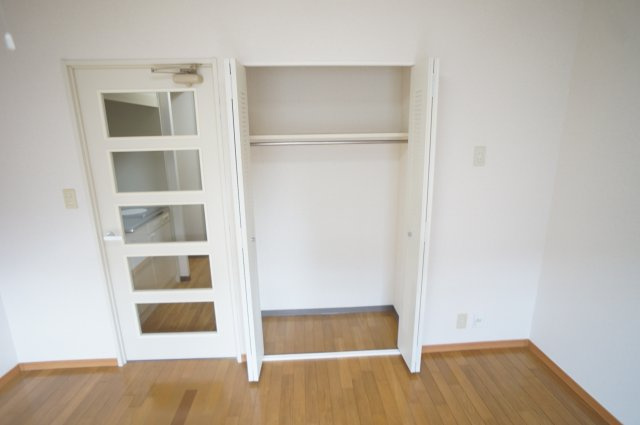 千葉市花見川区幕張本郷５丁目の賃貸マンションの収納