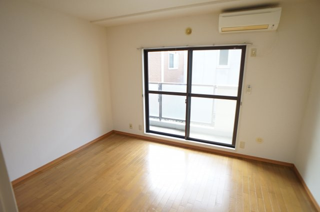 千葉市花見川区幕張本郷５丁目の賃貸マンションの洋室