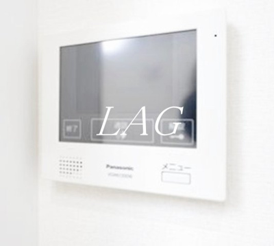 【セキュリティ】 | QUQURI Meguro | モニター付きインターホンです。