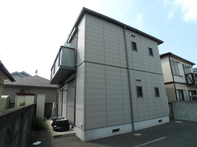 メゾンヤスアキーナＤ号棟