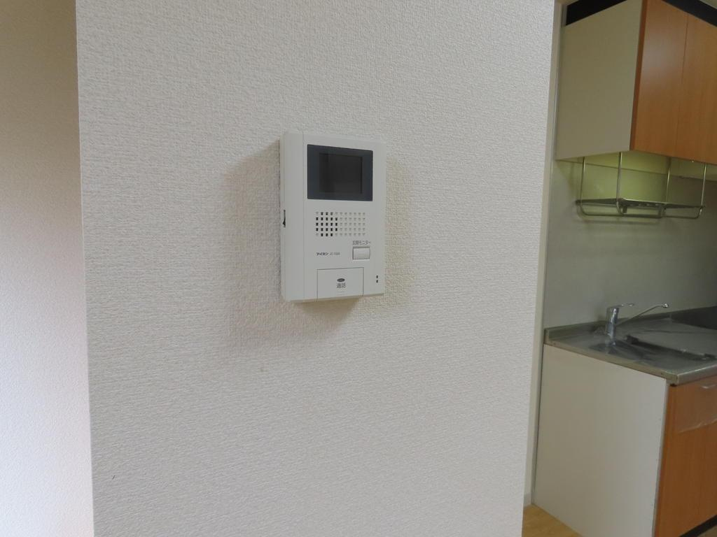 メゾンヤスアキーナＤ号棟のセキュリティ|写真は101号室です
