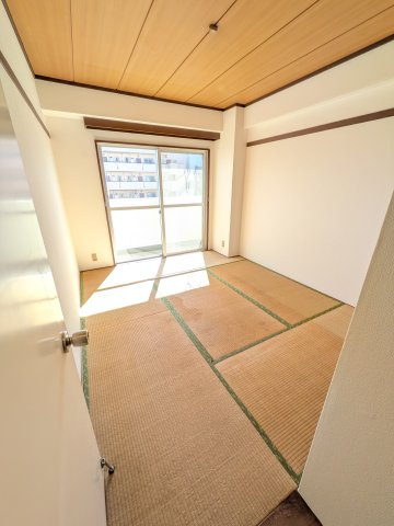 クレール綱島の和室