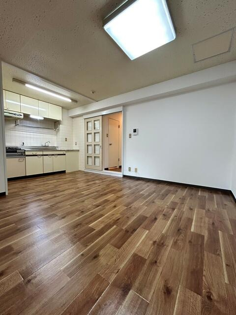 クレール綱島の居間・リビング