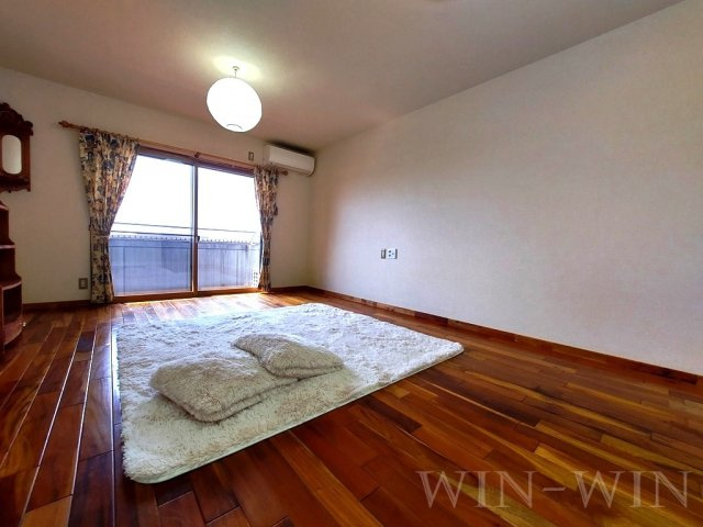 ユトリロつつじが丘 2の寝室