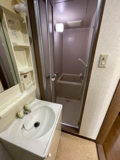 アクセス中河原の浴室