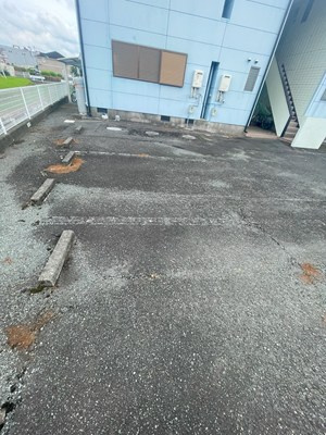 センチュリーハウス1の駐車場