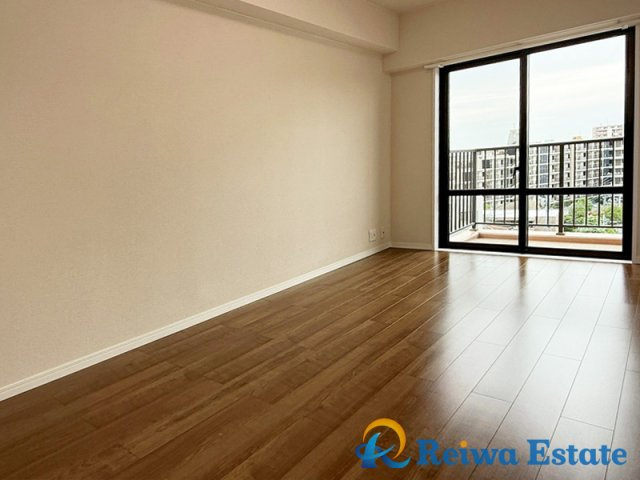 ハイホーム湘南茅ヶ崎の洋室