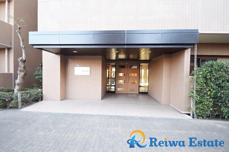 ハイホーム湘南茅ヶ崎のエントランス