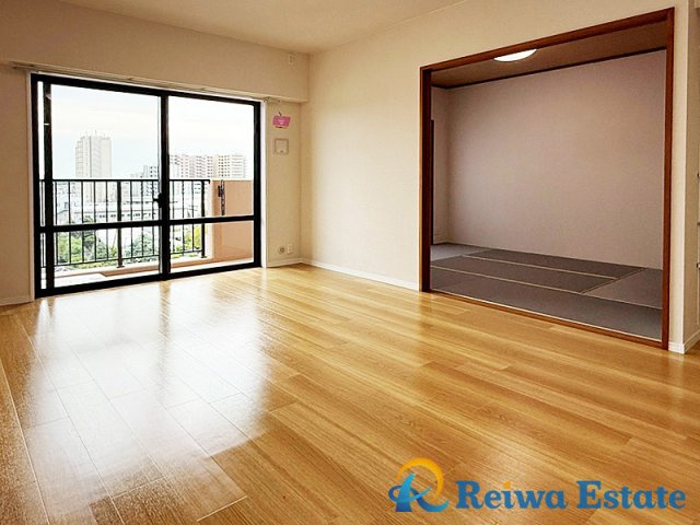 ハイホーム湘南茅ヶ崎の居間・リビング