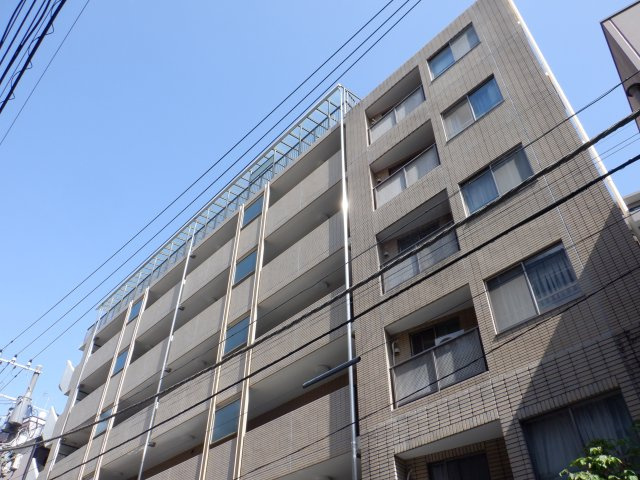 アクシルコート上野の外観