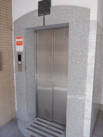 アクシルコート上野のその他共用部分|エレベーター