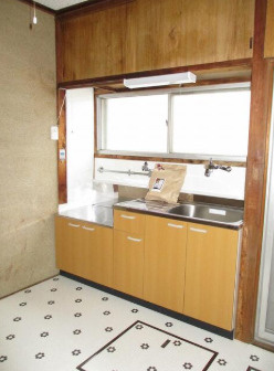 西明石南町戸建のキッチン