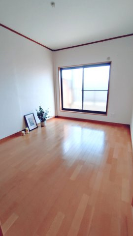 東大阪市新上小阪　中古一戸建の子供部屋