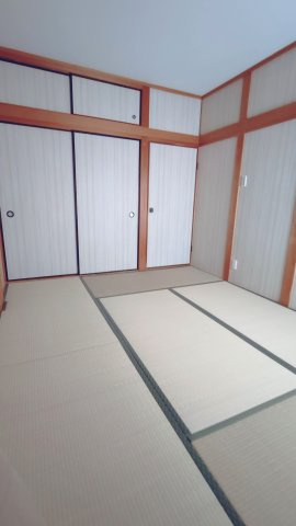 東大阪市新上小阪　中古一戸建の和室