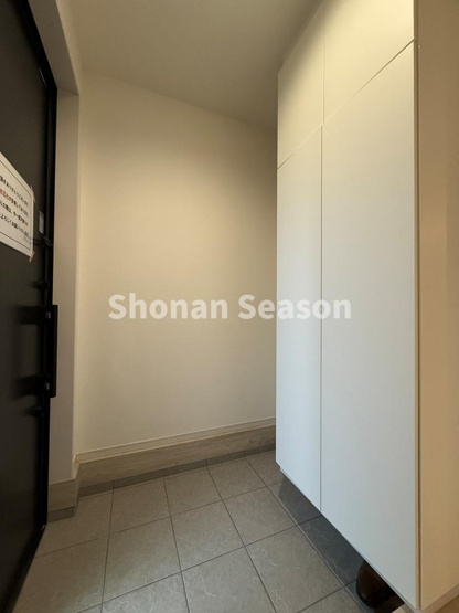 【玄関】 | ご家族の履物もしっかり片付く、大容量のシューズボックス付き◎