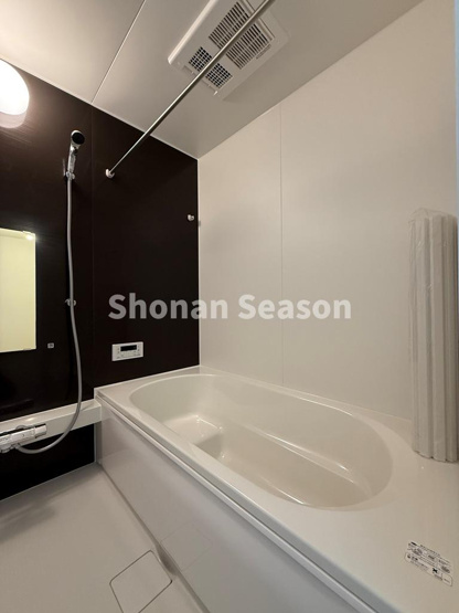 【浴室】 | 梅雨や花粉時期も洗濯物がカラッと乾く「浴室乾燥機」を完備◎寒い冬のヒートショック防止にも役立ちます。