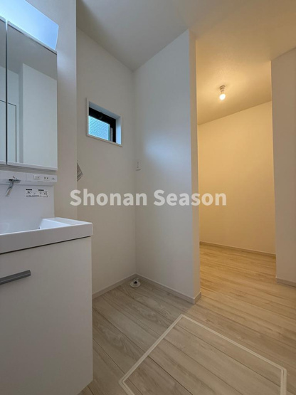 【収納】 | 脱衣所の良くに便利なリネン庫付き◎洗面下に入りきらないストックなどもリネン庫があればスッキリ片付きます。