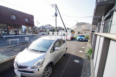 【駐車場】 | プロミネンス | 敷地内駐車場完備