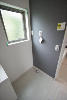 【ランドリースペース】 | 【仲介手数料無料！！】稲城市坂浜4丁目　新築戸建て（全3棟）1号棟　5099万円