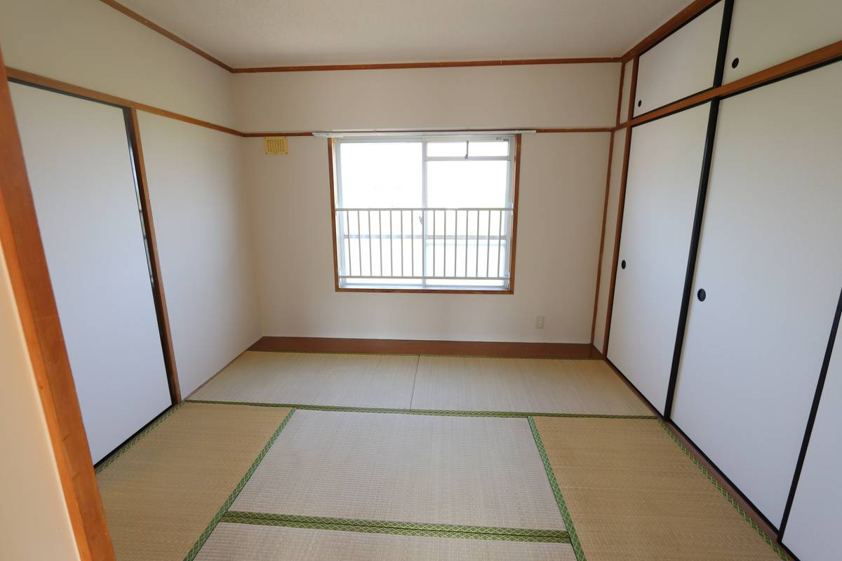 ビレッジハウス大牟田【キャッシュバック対象物件】の和室|洋室です