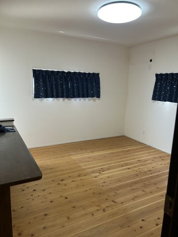 賀露町西4LDK中古住宅の収納