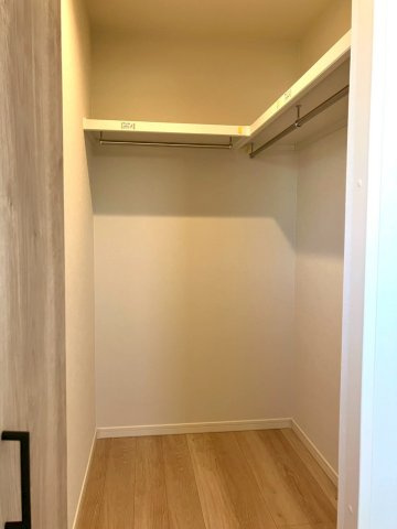 ファミリータウン津森②の収納|２階のクローゼットは大容量です。